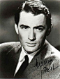 格利高里·派克Gregory Peck
美国
出生地：  美国加利福尼亚州拉霍亚
出生日期：	 1916年04月05日
逝世日期：	 2003年06月12日
代表作品：	 《罗马假日》《百万英镑》《杀死一只知更鸟》《乞力马扎罗的雪》
