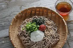 夏季扎鲁荞麦面配各种配料