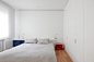 Casa H71 by Lucas y Hernández-Gil in Madrid | Yatzer : Who would want to live in a museum? Why would one want to live in a museum? If you find a home within art, does that automatically mean you can live comfortably there? These are the questions that Cas