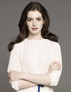 文森飞采集到Anne Hathaway 安妮 海瑟薇