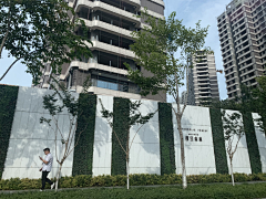 yangan211采集到转角沿街处理及围墙格栅