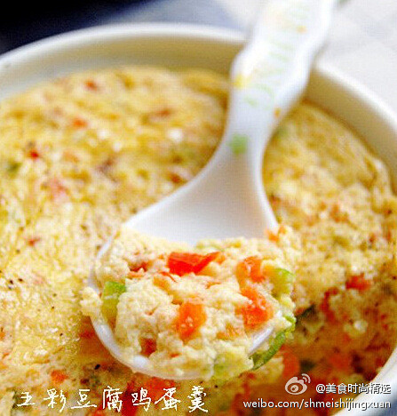 【五彩豆腐羹】1.嫩豆腐半块捣碎，或用料...