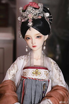 ZEEEEZ采集到bjd