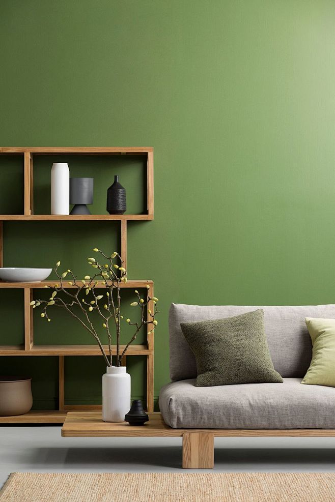 Green-living-room-fe...