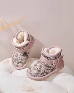 lili_j采集到拖鞋/雪地靴