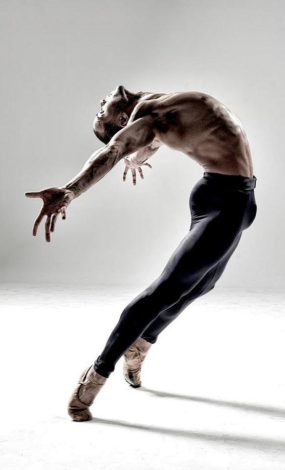 Dancer: Sebastian Se...