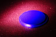 舞台灯光圆盘圆形金属舞台夜晚素材背景壁纸海报图片818A6440 – 饿狐背景网站-微距高清设计素材免费图片下载海报壁纸摄影背景素材，背景图，背景墙，背景板，背景图片，背景纹理，背景板设计，背景材质，背景大图