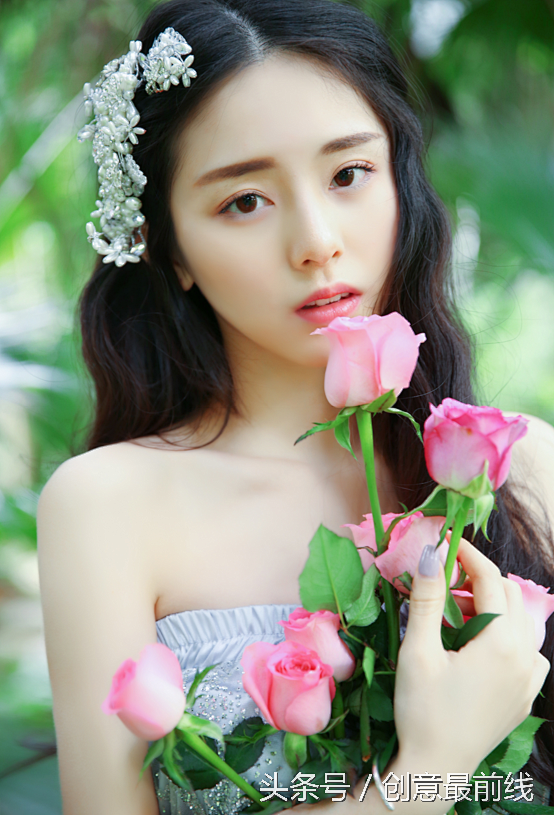 厦门大学90后校花程熙媛清纯素颜照