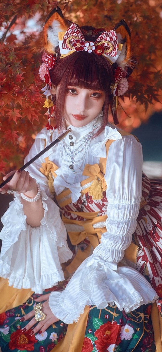 红叶狩
采集@别致的七
cr：阿喵帅不过...