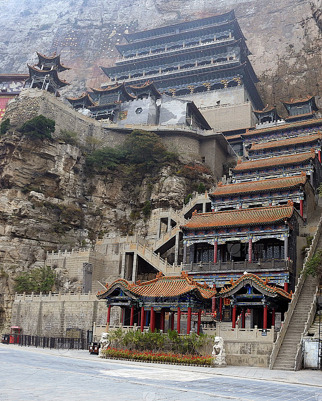 村落与文化-平遥附近的绵山寺庙-中国