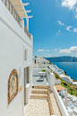 (via Caldera View in Oia, Santorini , Greece | Vacation | Pinterest)
