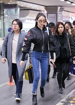 張啊啦撕裤采集到迪丽热巴