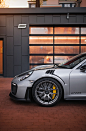 Porsche 911 GT2 RS