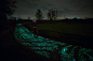 荷兰太阳能电池铺路 夜晚如璀璨繁星_汽车_腾讯网