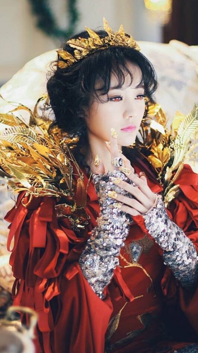 半妖倾城李一桐