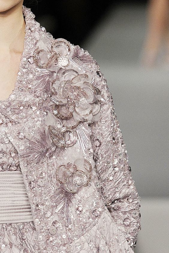 Elie Saab Spring 200...