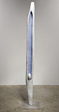 Untitled
艺术家：路易丝·布尔乔亚
年份：1947
材质：Bronze, painted white and blue, and stainless steel
尺寸：173.3 x 30.4 x 30.4 CM