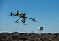 经纬 M300 RTK_工业级测绘巡检无人机_DJI 大疆行业应用 : 经纬 M300 RTK 拥有 55 分钟长续航、强大的机器智能及六向定位避障等诸多强项，以实力刷新想象，打造行业级无人机全新标杆。