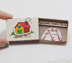 火柴盒虽小，但信息量很大。来自越南的商店shop3xu，致力于推动创意设计，他们把小火柴盒变成可爱的问候贺卡，在火柴盒里有一个惊喜。#叫我仙女##锦绣未央#