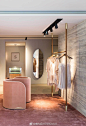 室内设计DSNGlobal的照片 - 微相册_服装店 _商场衣帽间采下来 #率叶插件，让花瓣网更好用#