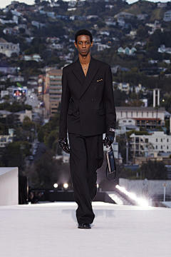 童小楹宝贝采集到Versace FALL 2023 READY-TO-WEAR