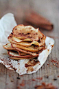 Baked Apple Chips with Cinnamon and Ginger | 30 Healthy Chip Recipes