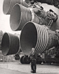 oldschoolgarage:
Wernher von Braun stands in front of the F1 engines on the Apollo,circa 1967
