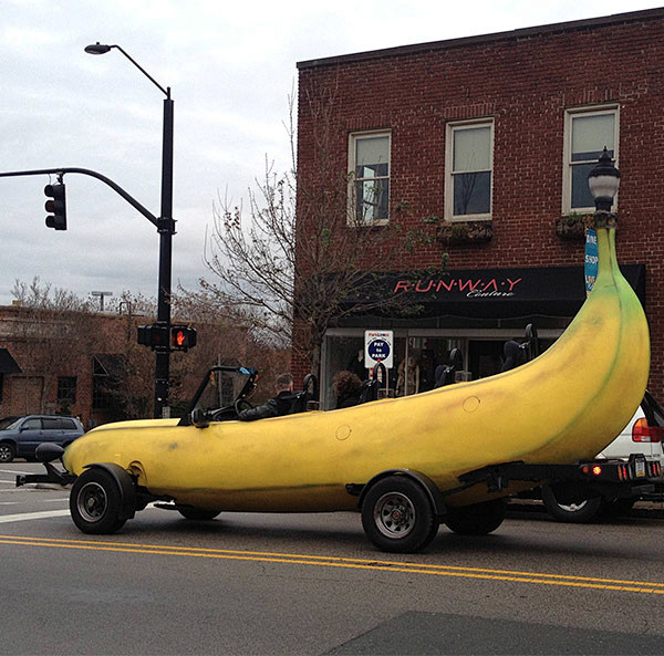 [搞怪的香蕉改装车]这辆走在大街上回头率...
