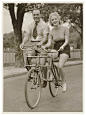 Malvern Star Side By Side tandem  , 1930's Australia..  Photo By Sam Hood. larger than the other!