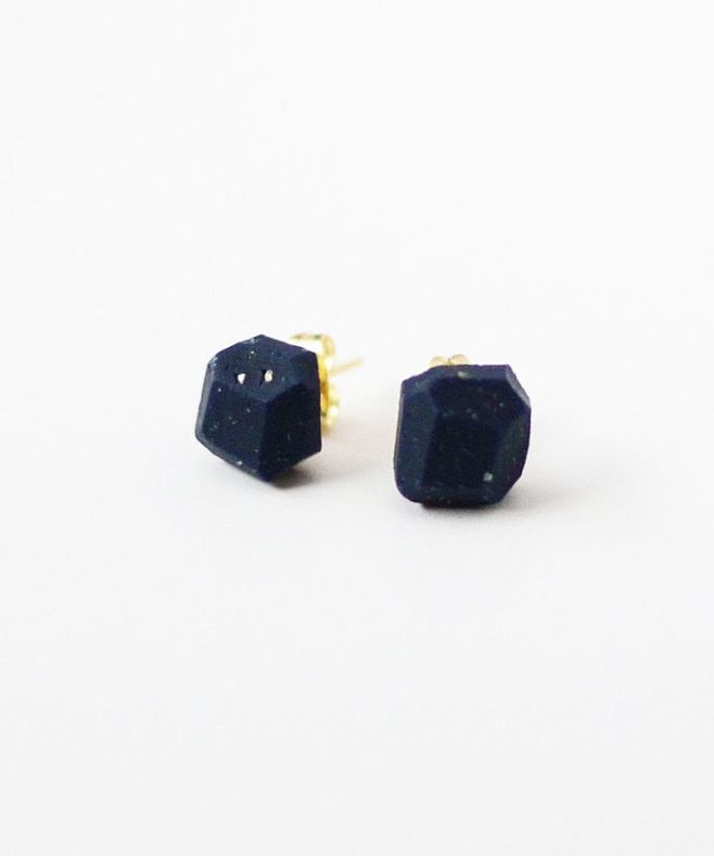 dark blue speckled g...