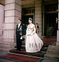 Christian Dior为当时的美智子王妃，未来的明仁皇后大婚定制礼服