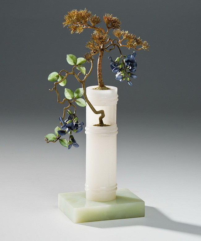 宝光璀璨——法贝热珠宝艺术展
展品中还有...