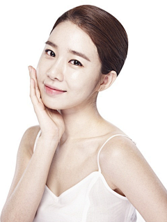 -ご小石头采集到美容素材