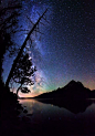 高清：摄影师数码相机捕捉璀璨星空【摄影师Royce Bair利用一部简单的数码相机拍摄下银河美丽图像。】

