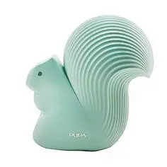 Squirrel 4 Kit - # 003: 2x Face Highlighter 1x Concealer 2x Blush 1x Eye Primer 1X Eye Pencil 10x Eyeshadow 6x Lip Cream 3x Lip Gloss 1x Applicator A makeup set for the face, eyes &amp; lips Compact highlighter delivers a pure light effect Concealer helps