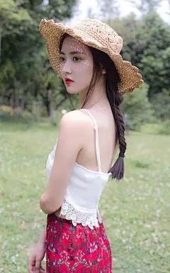 夏日美女户外日系美图手机壁纸-55壁纸网
