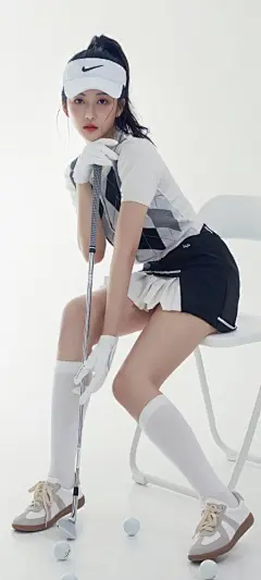 高尔夫美女曹婉瑾全面屏手机壁纸