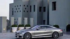 2015款奔驰 S-Class轿车桌面壁纸