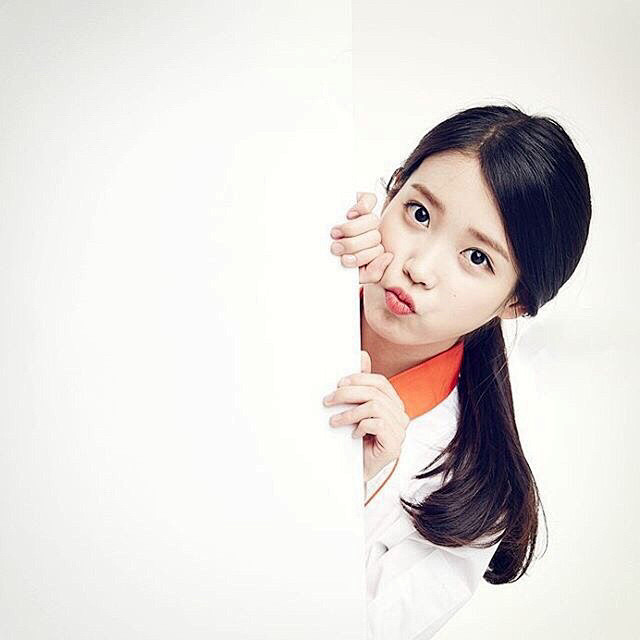 IU