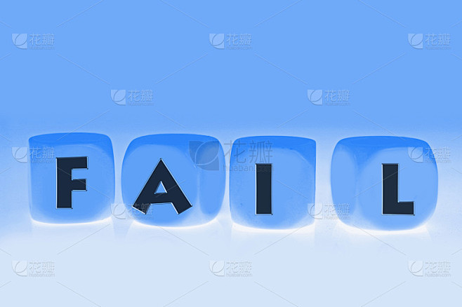 立方体上的word Fail