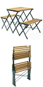 可以折叠的桌子和椅子并不罕见，但这款北欧风格的“Up Up Up”折叠家具将两者合二为一。收起时非常节省空间，摆开为一张桌子，两把椅子。简单，大方，实用。