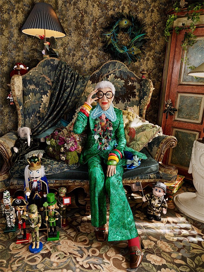 Iris Apfel，94岁的时尚奶奶，...