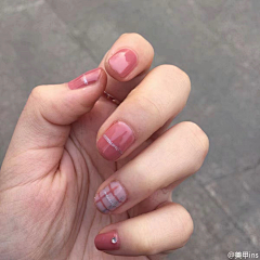 北栀子子采集到生命不息 美甲不止
