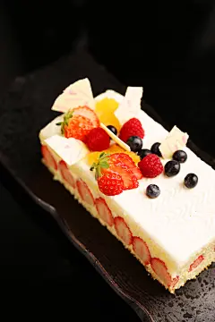 @大V宝剑 ⇐点击获取更多 壁纸 美图 桌面壁纸 分镜 摄影 生活摄影 服饰摄影 美食摄影 花艺摄影 动物 名画 风景 动漫