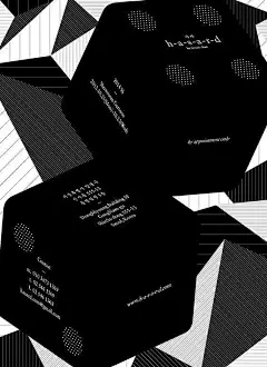 #平面设计#  

⚪️ 干货 · 有空间感的海报设计 ⚫️

黑白立体创意海报设计，利用视错觉来让海报视觉上突破二维平面，拥有更多的空间感。

#艺术留学# #作品集# ​​​​