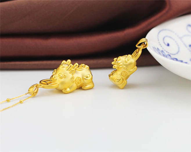 谨宝行3d硬金招财貔貅吊坠男女款黄金项链q萌版貔貅宝宝足金送礼淘宝