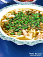 酸菜肥肠(by:lucy)
酸菜是湖南和成都的特色菜。