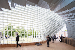 飞扬国际采集到BIG2016为蛇形建筑展馆所做的设计“拉开的墙”