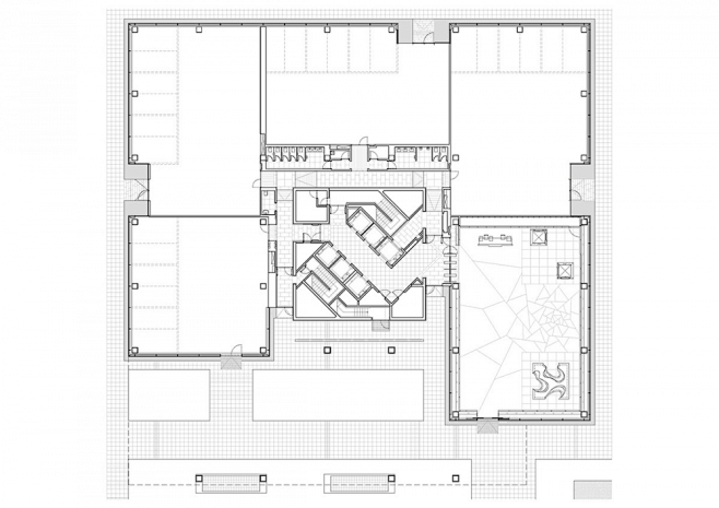 D38 Office / Arata I...