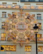 其中包括图片：Dior Paris Christmas Decorations 2020 - Paris with Landen